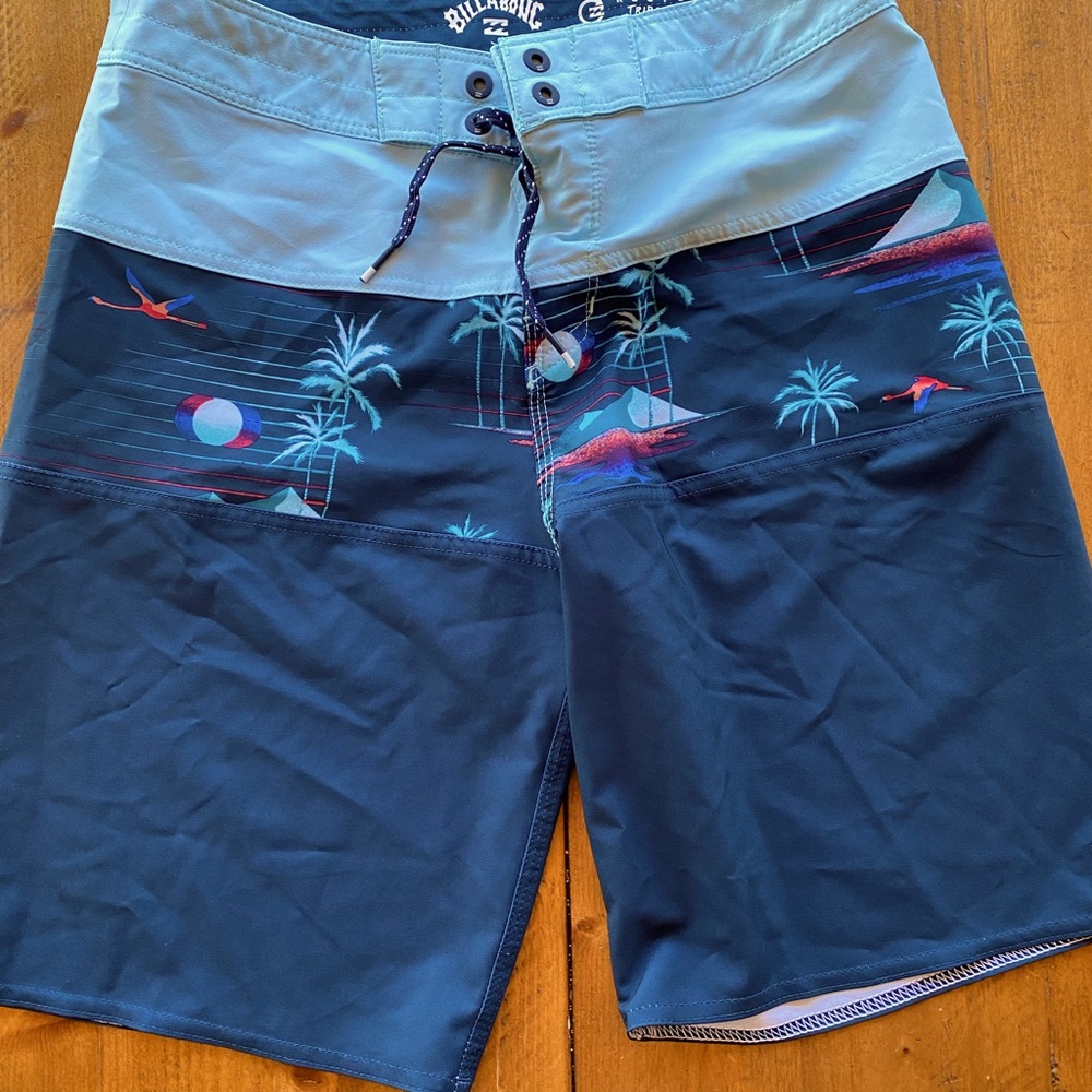 Billabong boys board shorts